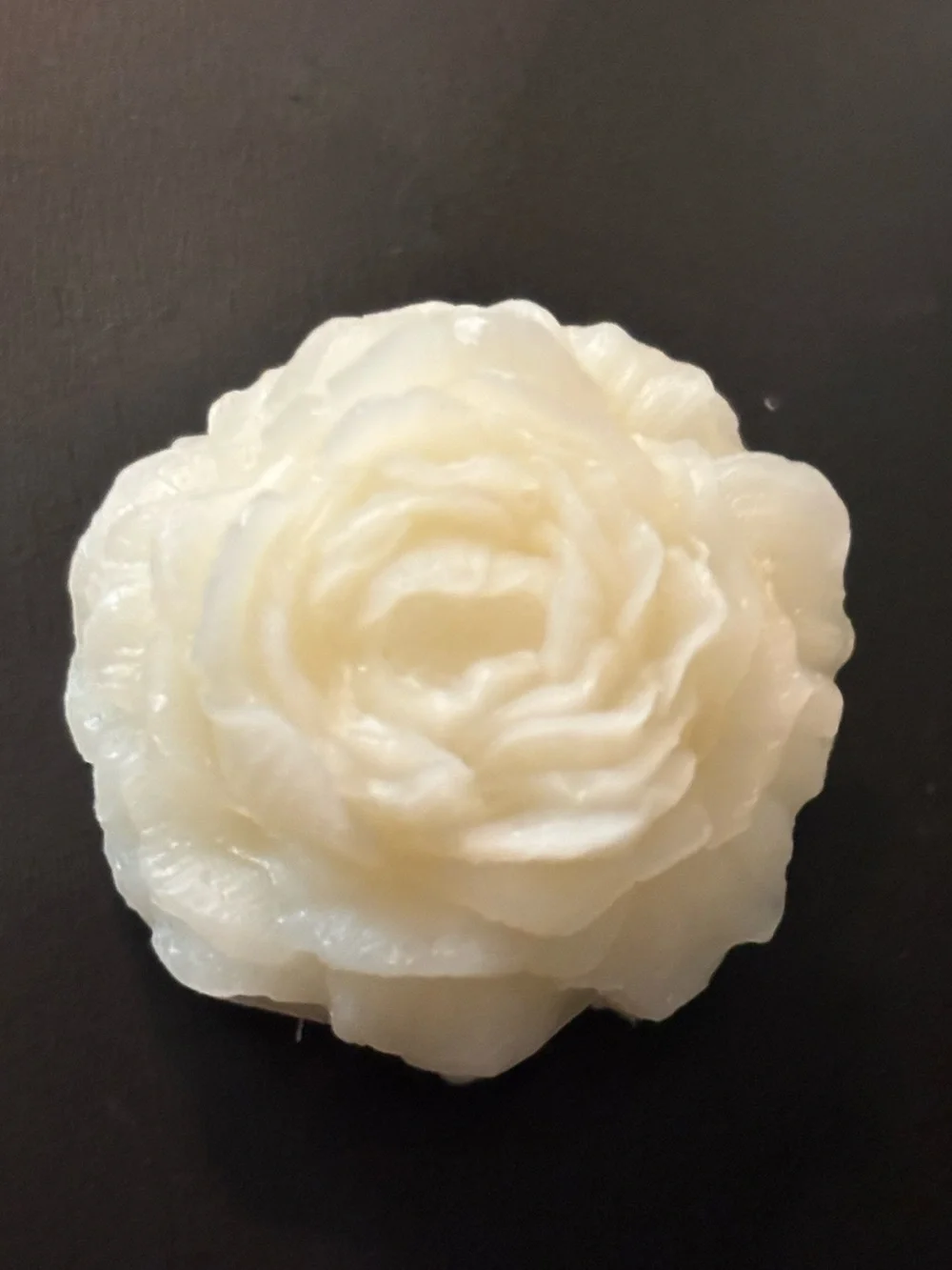 7 Handmade White Flower Waxmelts in Pina Colada Scent